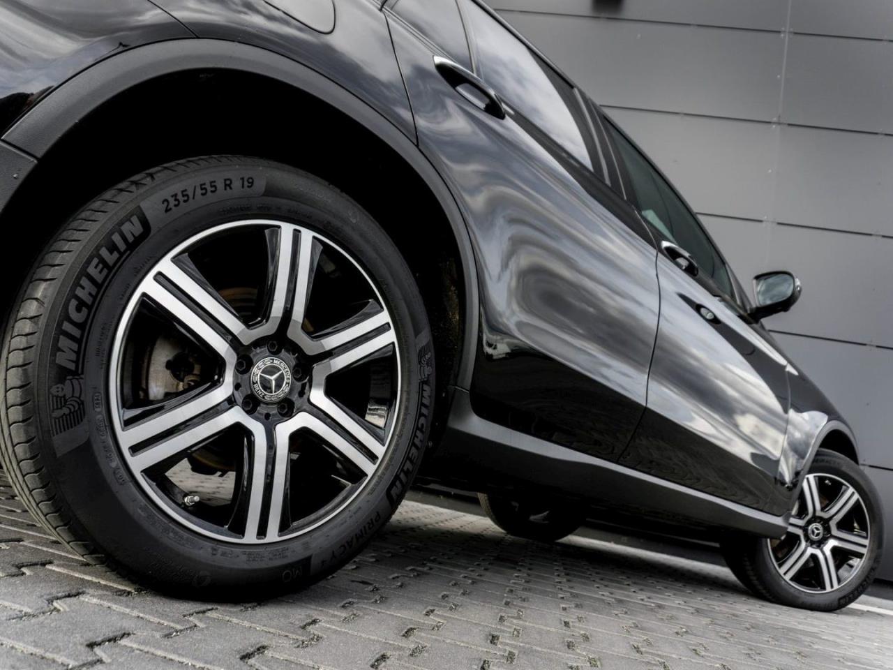 Mercedes-Benz GLC 300 de 4M Panorama Night Head-Up 360° AHK