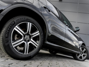 Mercedes-Benz GLC 300 de 4M Panorama Night Head-Up 360° AHK