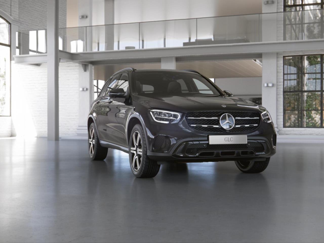 Mercedes-Benz GLC 300 de 4M Panorama Night Head-Up 360° AHK