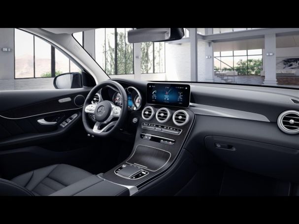 Mercedes-Benz GLC 300 de 4M AMG Night Navi Panorama Fond-SHZ