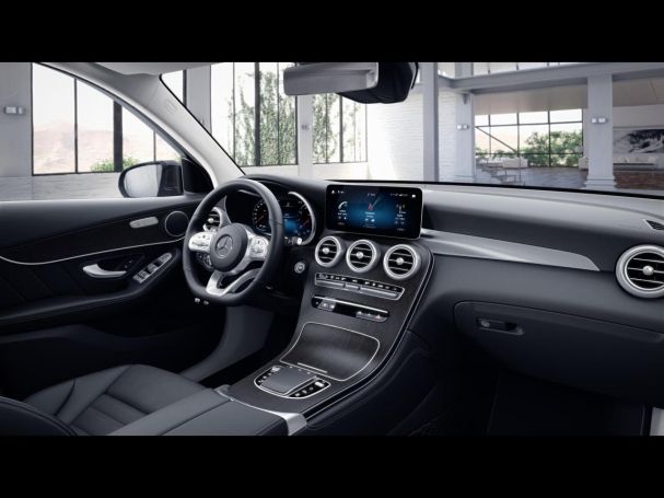 Mercedes-Benz GLC 300 de 4M AMG Kamera Distronic Easy-Pack AHK Mercedes-Benz GLC 300 de 4M AMG Kamera Distronic Easy-Pack AHK