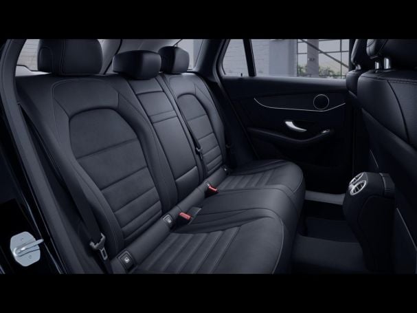Mercedes-Benz GLC 300 de 4M AMG Navi Distronic Spur-Paket Mercedes-Benz GLC 300 de 4M AMG Navi Distronic Spur-Paket