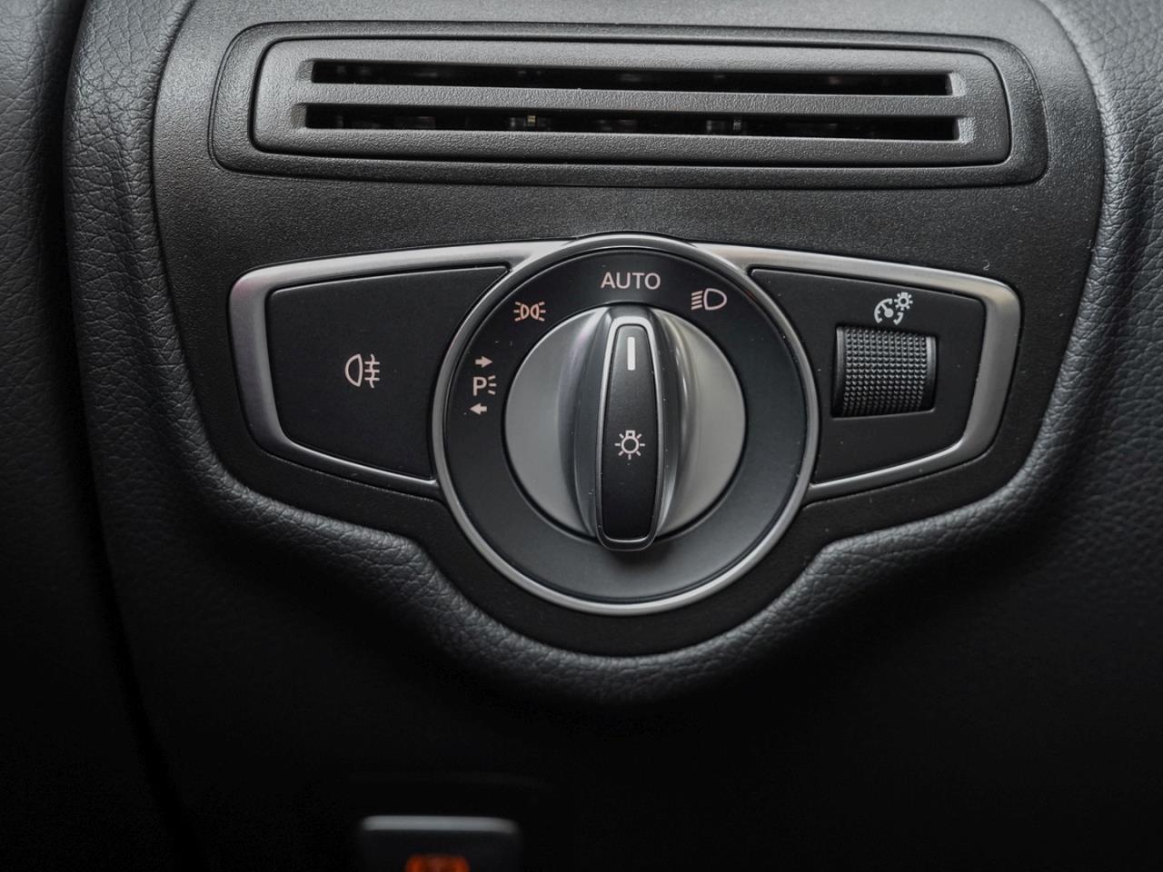 Mercedes-Benz GLC 300 de 4M AMG MBUXNavi+ 360° AHK Easy-Pack