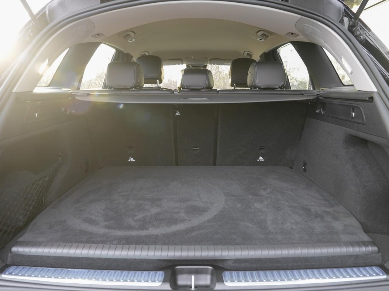 Mercedes-Benz GLC 300 de 4M AMG MBUXNavi+ 360° AHK Easy-Pack