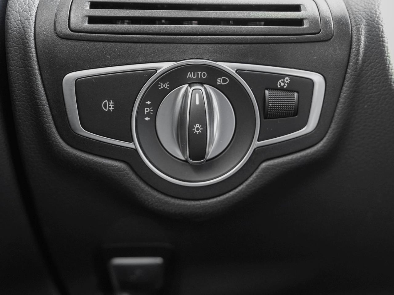 Mercedes-Benz GLC 300 de 4M AMG Night Navi Spur-Paket Kamera