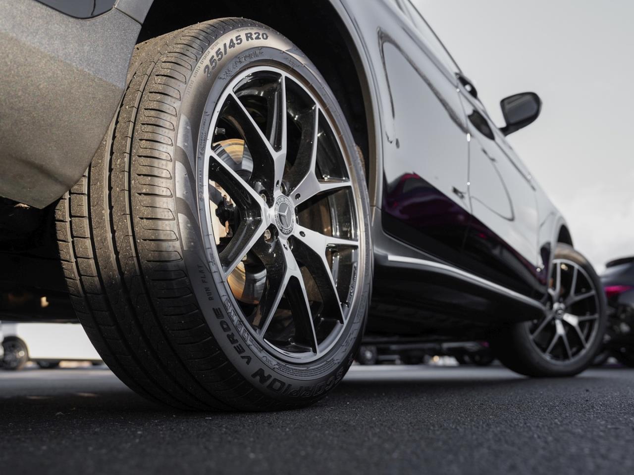 Mercedes-Benz GLC 300 de 4M AMG Night Navi Spur-Paket Kamera