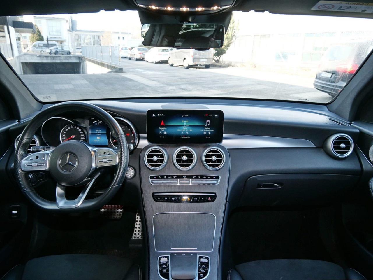 Mercedes-Benz GLC 300 de 4M AMG Night Distronic Burmester 360°