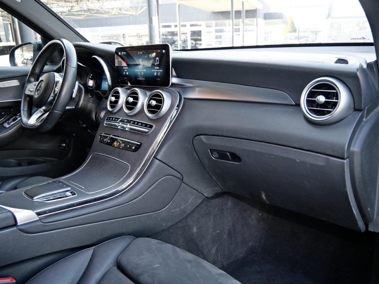 Mercedes-Benz GLC 300 de 4M AMG Night Distronic Burmester 360°