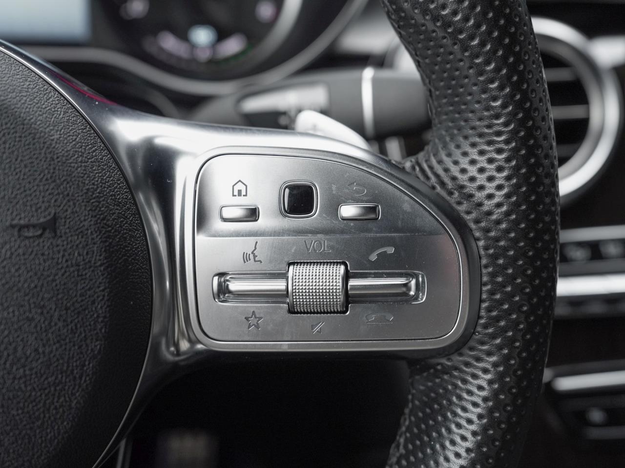 Mercedes-Benz GLC 300 de 4M AMG Kamera AHK PublicChargingPaket