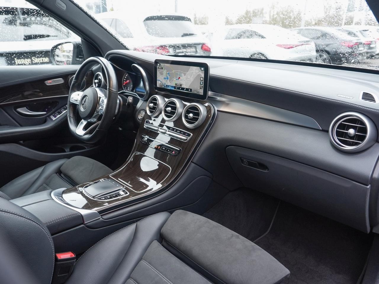 Mercedes-Benz GLC 300 de 4M AMG Kamera AHK PublicChargingPaket