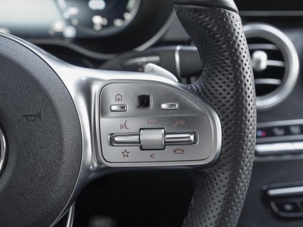 Mercedes-Benz GLC 300 de 4M AMG Navi Distronic Spur-Paket HUD