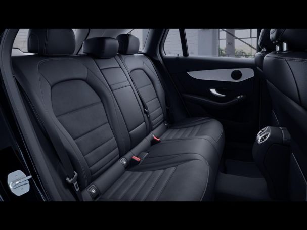 Mercedes-Benz GLC 300 de 4M AMG Navi Distronic Spur-Paket HUD