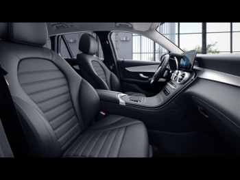 Mercedes-Benz GLC 300 de 4M AMG Navi Distronic Spur-Paket HUD