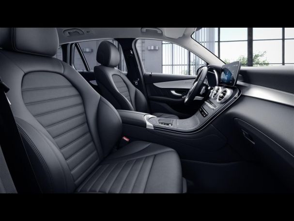Mercedes-Benz GLC 300 de 4M AMG Navi Distronic Spur-Paket HUD