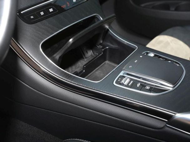 Mercedes-Benz GLC 300 de 4M AMG Distronic AHK Totwinkel 360° Mercedes-Benz GLC 300 de 4M AMG Distronic AHK Totwinkel 360°