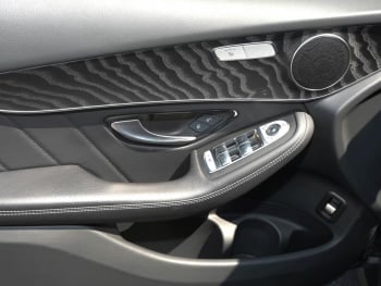 Mercedes-Benz GLC 300 de 4M AMG Distronic AHK Totwinkel 360°