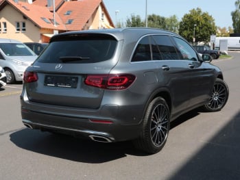 Mercedes-Benz GLC 300 de 4M AMG Distronic AHK Totwinkel 360°