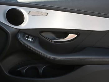 Mercedes-Benz GLC 300 de 4M AMG Distronic Panorama Kamera AHK