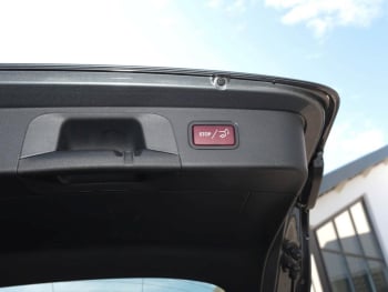 Mercedes-Benz GLC 300 de 4M AMG Distronic Panorama Kamera AHK