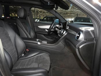 Mercedes-Benz GLC 300 de 4M AMG Distronic Panorama Kamera AHK