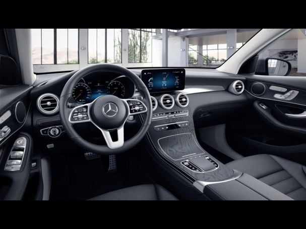 Mercedes-Benz GLC 300 de 4M AMG Distronic Memory EasyPack 360°