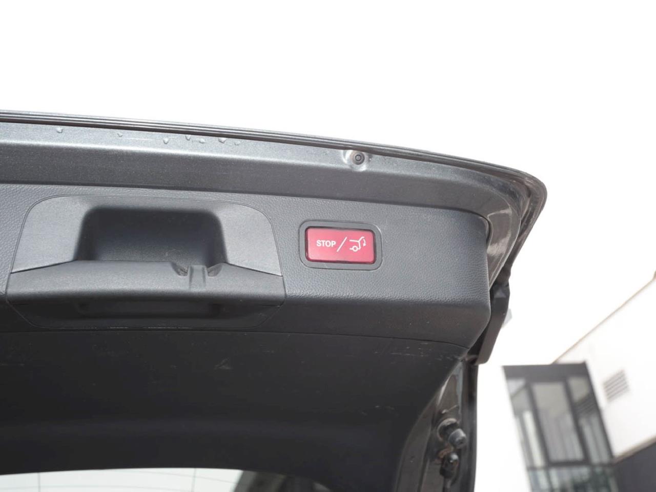 Mercedes-Benz GLC 300 de 4M Distronic AHK 360° EasyP Ambiente