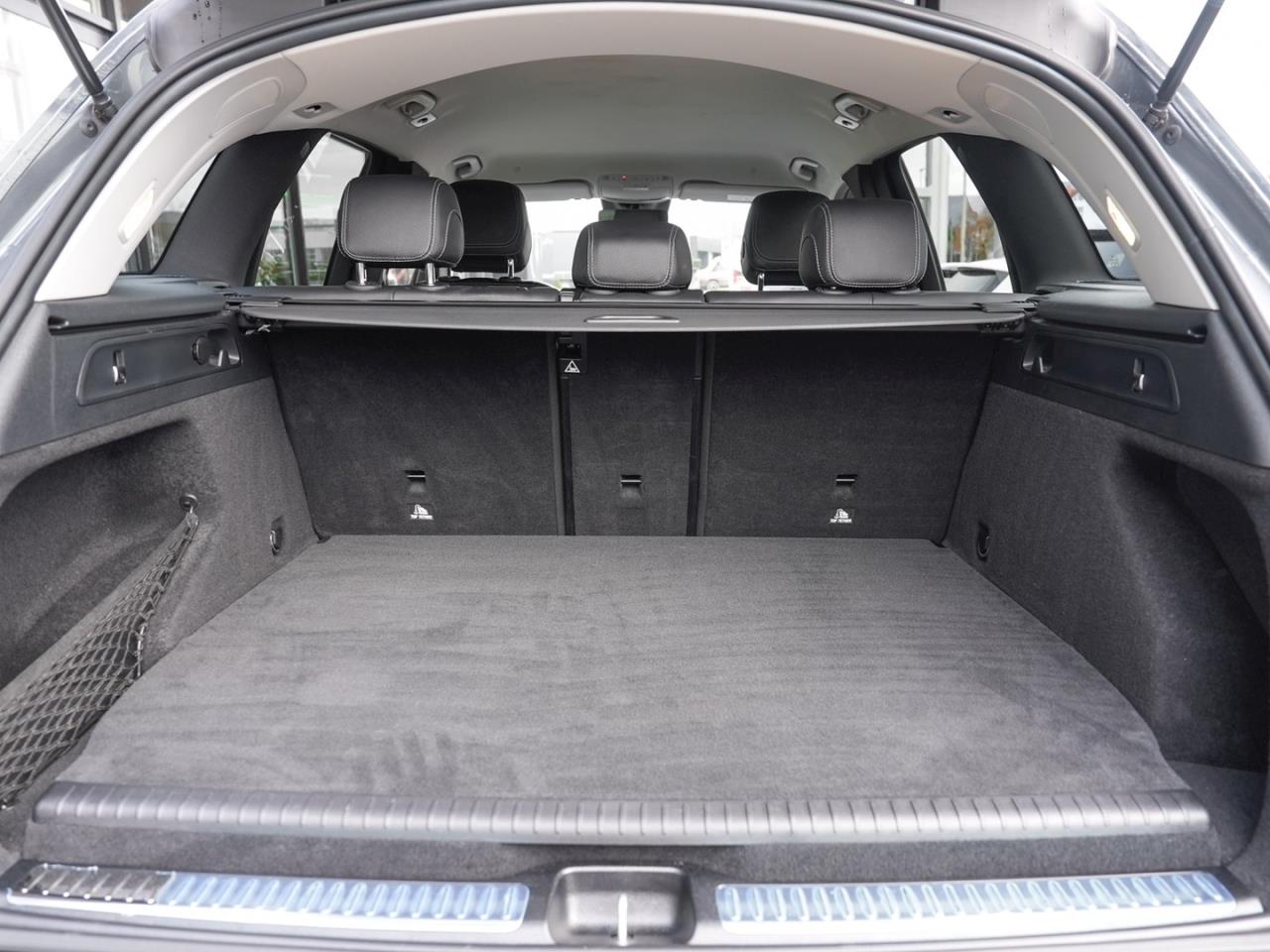 Mercedes-Benz GLC 300 de 4M MBUX Navi+ Kamera Easy-Pack