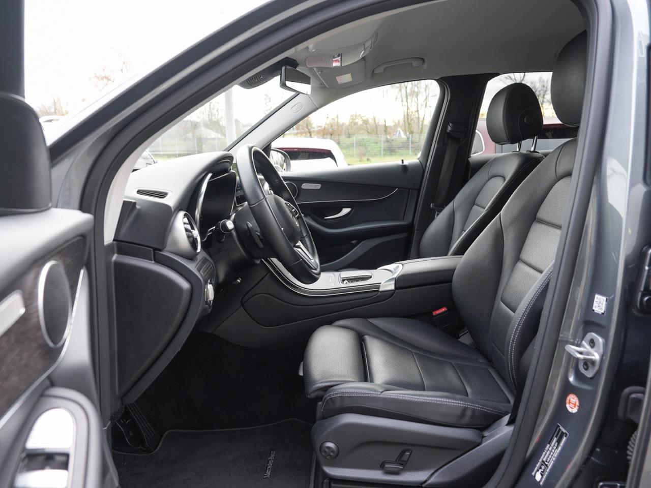 Mercedes-Benz GLC 300 de 4M MBUX Navi+ Kamera Easy-Pack