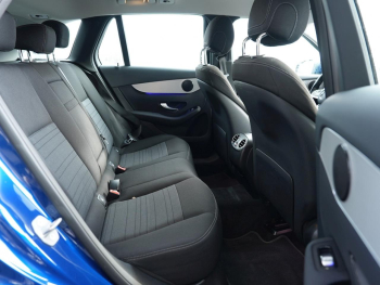 Mercedes-Benz GLC 300 e 4M OFF-ROAD MBUX Navi 360° EasyPack