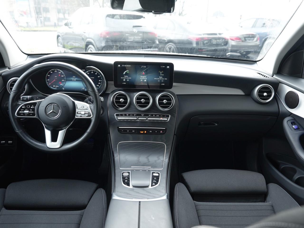 Mercedes-Benz GLC 300 e 4M OFF-ROAD MBUX Navi 360° EasyPack