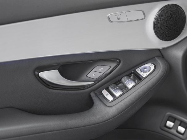 Mercedes-Benz GLC 300 e 4M OFF-ROAD MBUX Navi 360° EasyPack