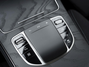 Mercedes-Benz GLC 300 e 4M OFF-ROAD MBUX Navi 360° EasyPack