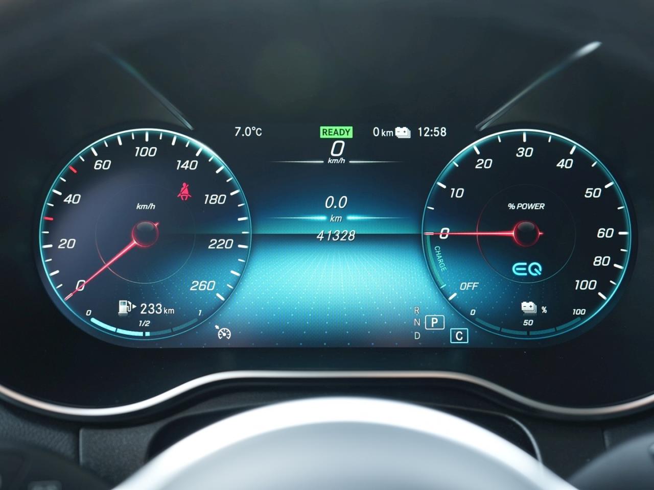 Mercedes-Benz GLC 300 e 4M OFF-ROAD MBUX Navi 360° EasyPack