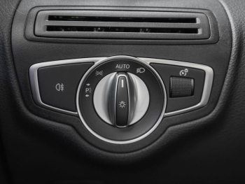 Mercedes-Benz GLC 300 e 4M OFF-ROAD MBUX Navi 360° EasyPack