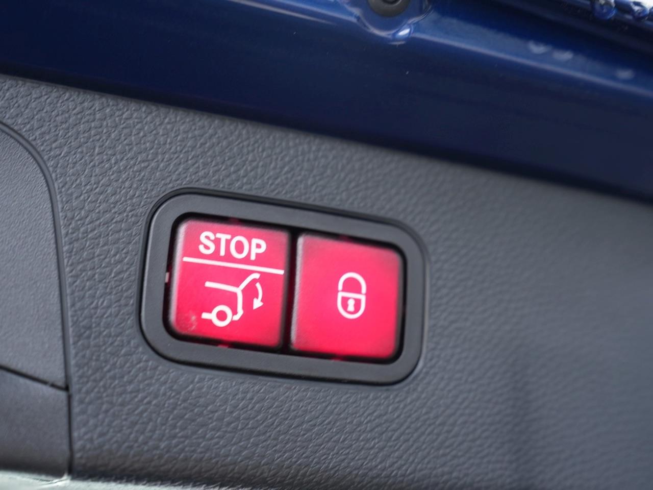 Mercedes-Benz GLC 300 e 4M OFF-ROAD MBUX Navi 360° EasyPack