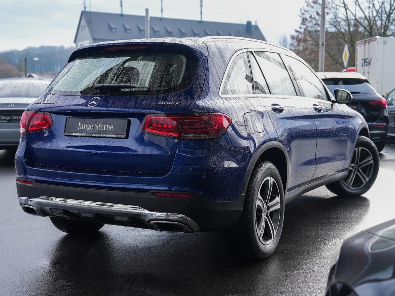 Mercedes-Benz GLC 300 e 4M OFF-ROAD MBUX Navi 360° EasyPack