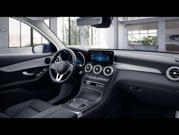 Mercedes-Benz GLC 300 e 4M OFF-ROAD MBUX Navi 360° EasyPack