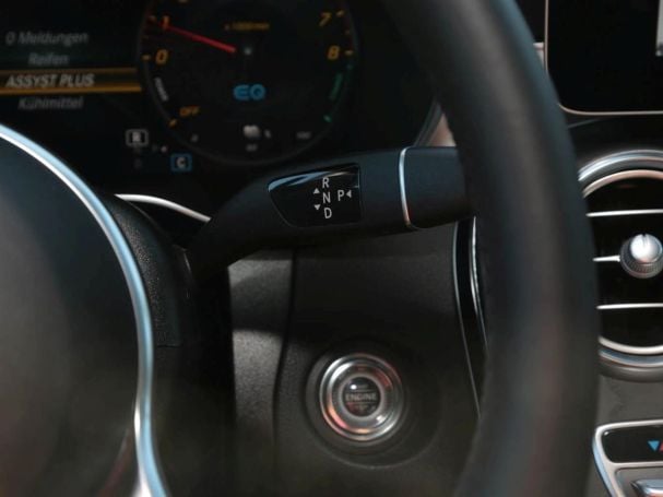 Mercedes-Benz GLC 300 e 4M MBUX Navi+ Distronic HeadUp 360° Mercedes-Benz GLC 300 e 4M MBUX Navi+ Distronic HeadUp 360°