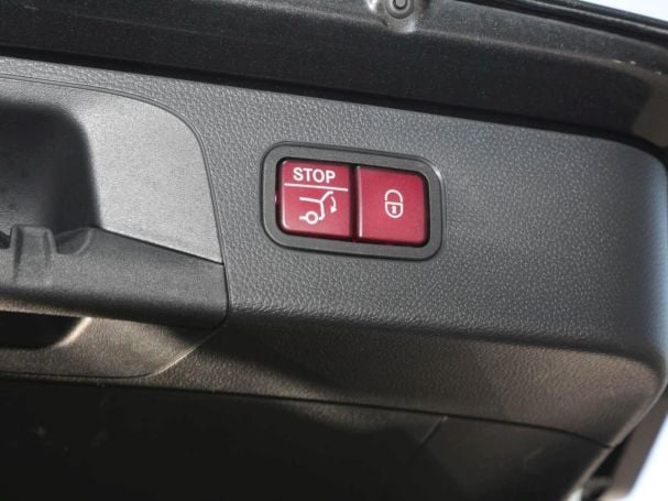 Mercedes-Benz GLC 300 e 4M MBUX Navi+ Distronic HeadUp 360° Mercedes-Benz GLC 300 e 4M MBUX Navi+ Distronic HeadUp 360°