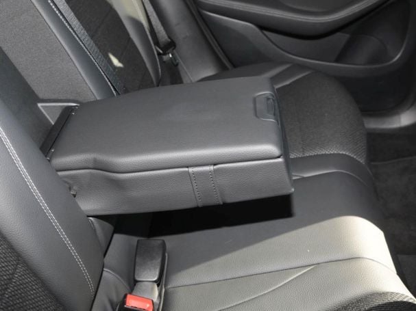 Mercedes-Benz GLC 300 e 4M MBUX Navi+ Distronic HeadUp 360° Mercedes-Benz GLC 300 e 4M MBUX Navi+ Distronic HeadUp 360°