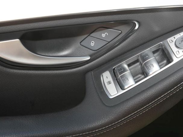 Mercedes-Benz GLC 300 e 4M MBUX Navi+ Distronic HeadUp 360° Mercedes-Benz GLC 300 e 4M MBUX Navi+ Distronic HeadUp 360°