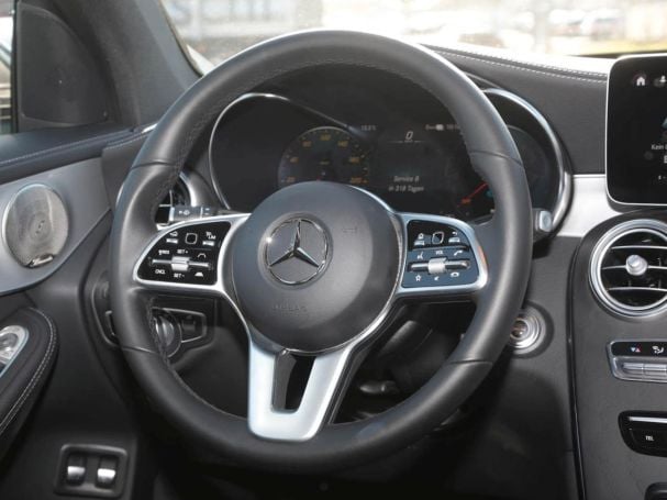 Mercedes-Benz GLC 300 e 4M MBUX Navi+ Distronic HeadUp 360° Mercedes-Benz GLC 300 e 4M MBUX Navi+ Distronic HeadUp 360°