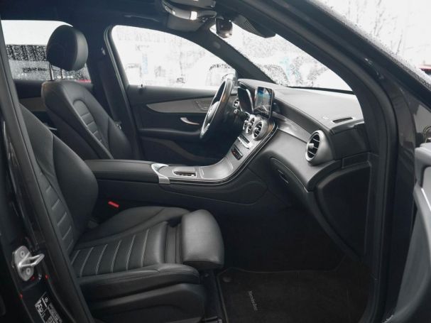 Mercedes-Benz GLC 300 e 4M AMG Panorama Burmester EasyP 360°
