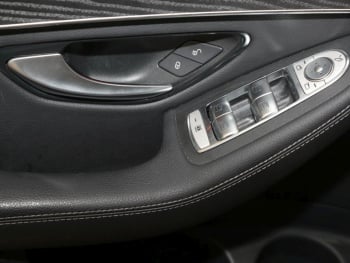 Mercedes-Benz GLC 300 e 4M Exclusive Navi+ Distronic AHK