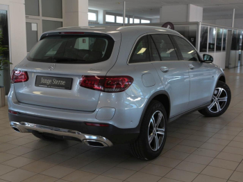 Mercedes-Benz GLC 300 e 4M Exclusive Navi+ Distronic AHK