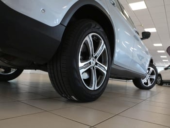 Mercedes-Benz GLC 300 e 4M Exclusive Navi+ Distronic AHK