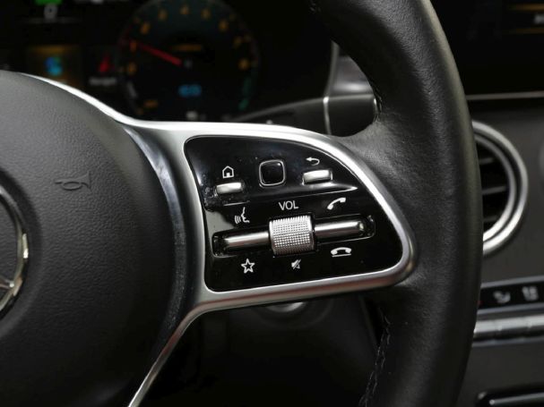 Mercedes-Benz GLC 300 e 4M Night MBUXNavi+ EasyPack 360° AHK