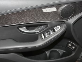 Mercedes-Benz GLC 300 e 4M Night MBUXNavi+ EasyPack 360° AHK Mercedes-Benz GLC 300 e 4M Night MBUXNavi+ EasyPack 360° AHK