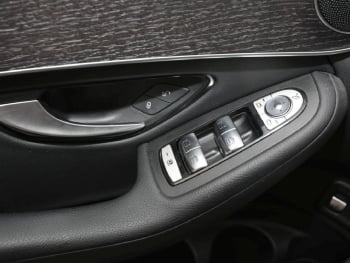 Mercedes-Benz GLC 300 e 4M Night MBUXNavi+ EasyPack 360° AHK