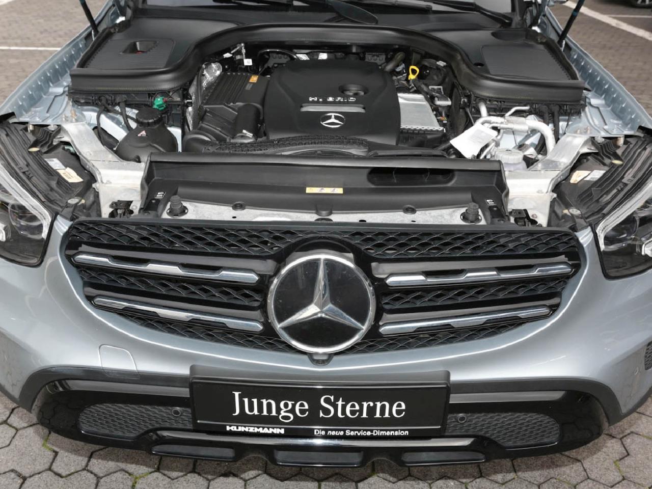 Mercedes-Benz GLC 300 e 4M Night MBUXNavi+ EasyPack 360° AHK Mercedes-Benz GLC 300 e 4M Night MBUXNavi+ EasyPack 360° AHK